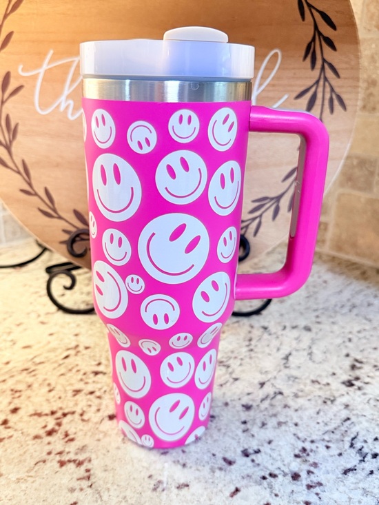Other - Retro 40 OZ Hot Pink Smiley Face Stainless Tumbler